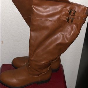 TG Tall Wide Calf Boots size 10